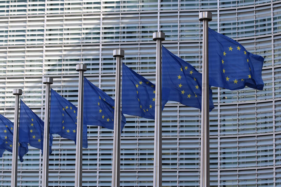 Europese vlaggen als symbool voor Europese hosting en datasoevereiniteit